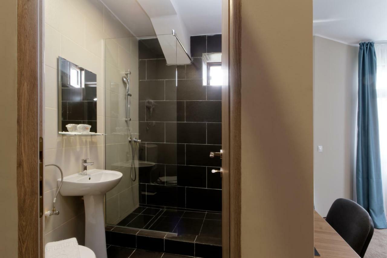 Hotel Bordeaux Galaţi Eksteriør bilde